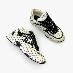 CHANEL 2022 All Over CC Black White Low Top Sneakers Size 38 Logo Lace Up Suede